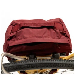 Cave Lid Pack - Shoulder Bag -Stoic Store specialized fjaellraeven cave lid pack shoulder bag detail 4