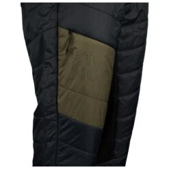 Stoic MountainWool KilvoSt. Padded 3/4 Pants - Synthetic Trousers 15 Stoic MountainWool KilvoSt. Padded 3/4 Pants - Synthetic Trousers -Stoic Store stoic mountainwool kilvost padded 3 4 pants synthetic trousers detail 5
